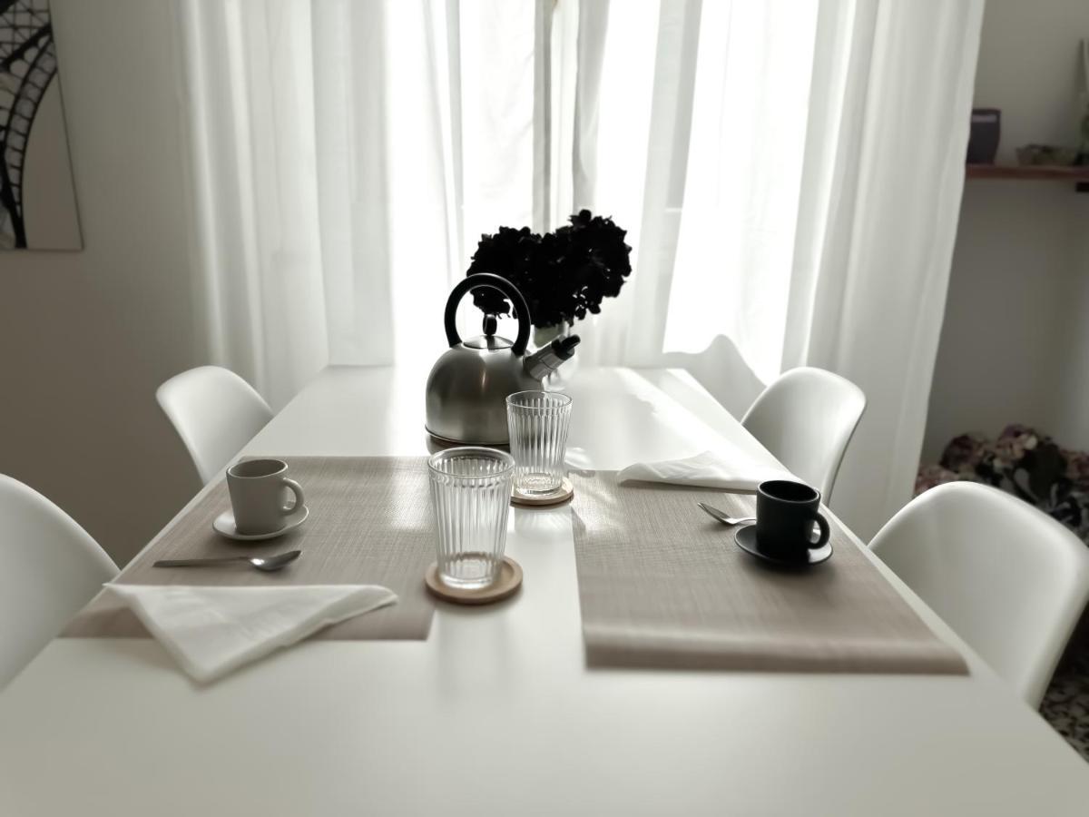 Atelier Rimini - Affitti Brevi Italia Apartment ภายนอก รูปภาพ